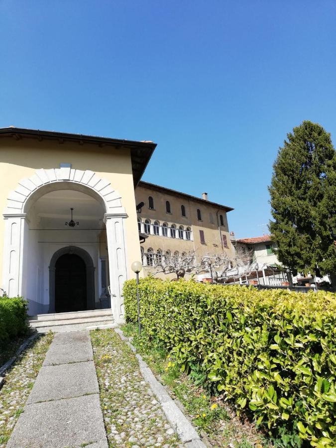 Residenza Santa Valeria Hotel Caglio Eksteriør billede